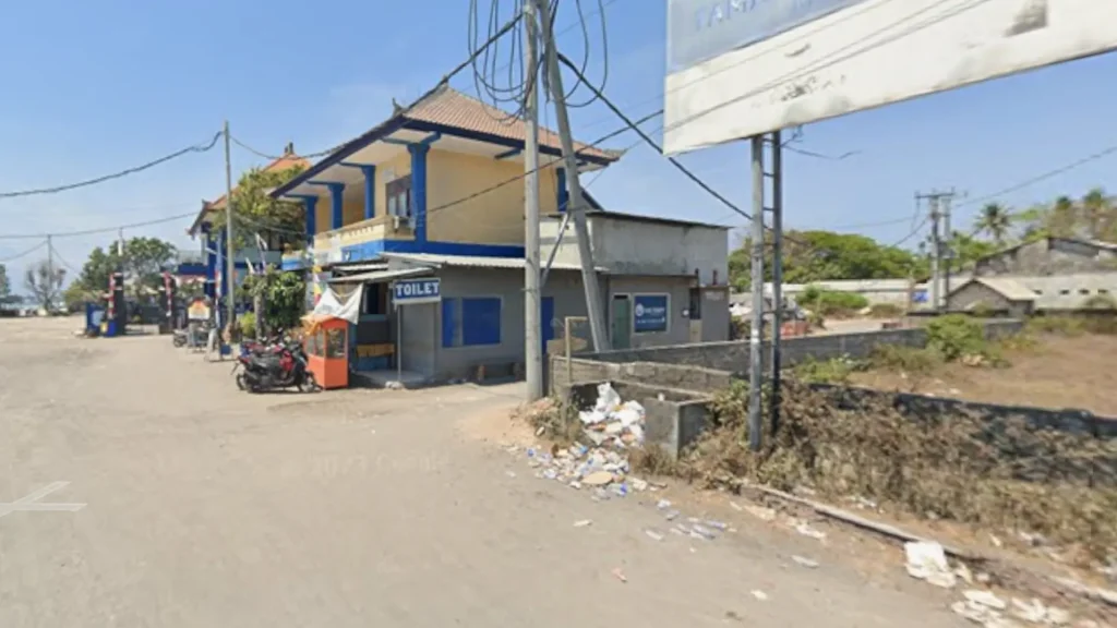 Banjar Nyuh Port Facilities providing clean public toilet for travelers at the port.